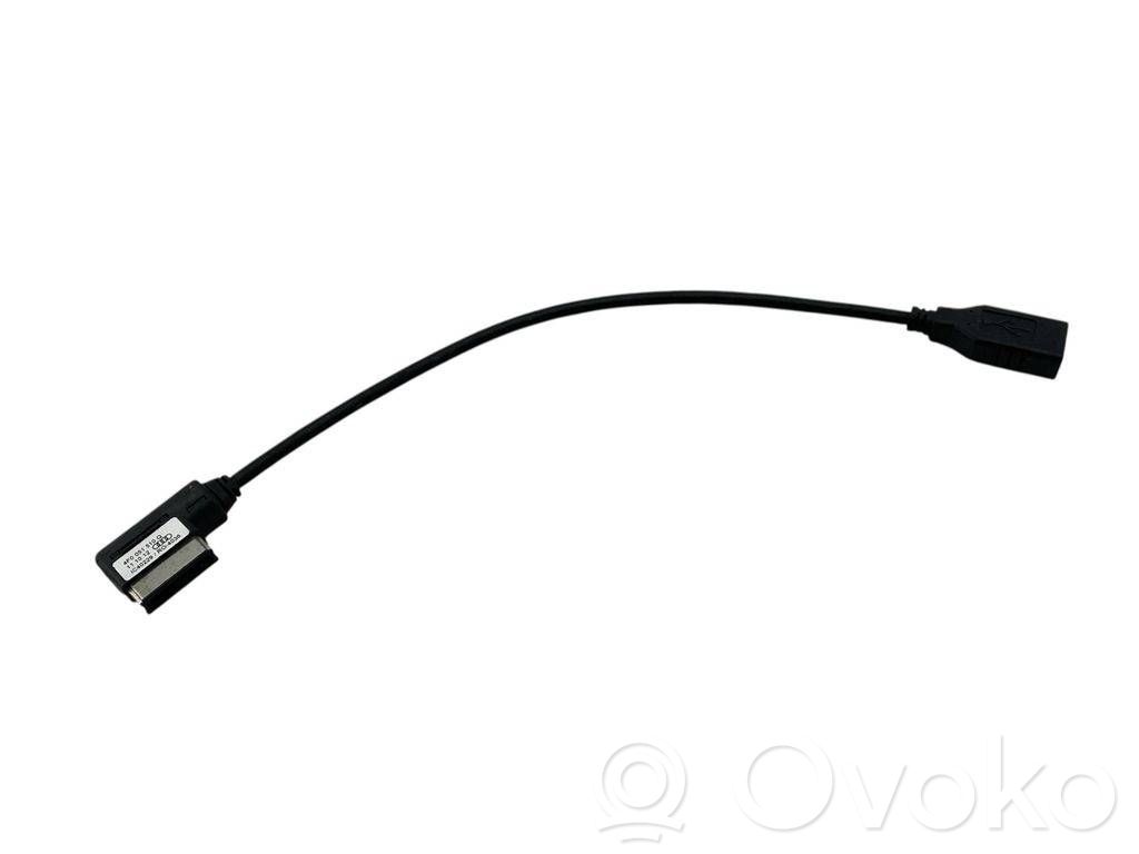 Audi A5 Sportback 8TA Enchufe conector USB 