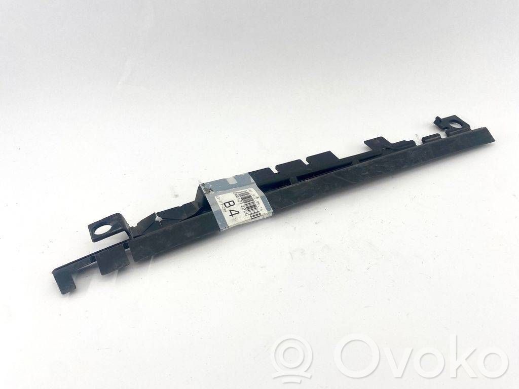 Audi A4 S4 B9 8W Lufteinlass Luftführung 