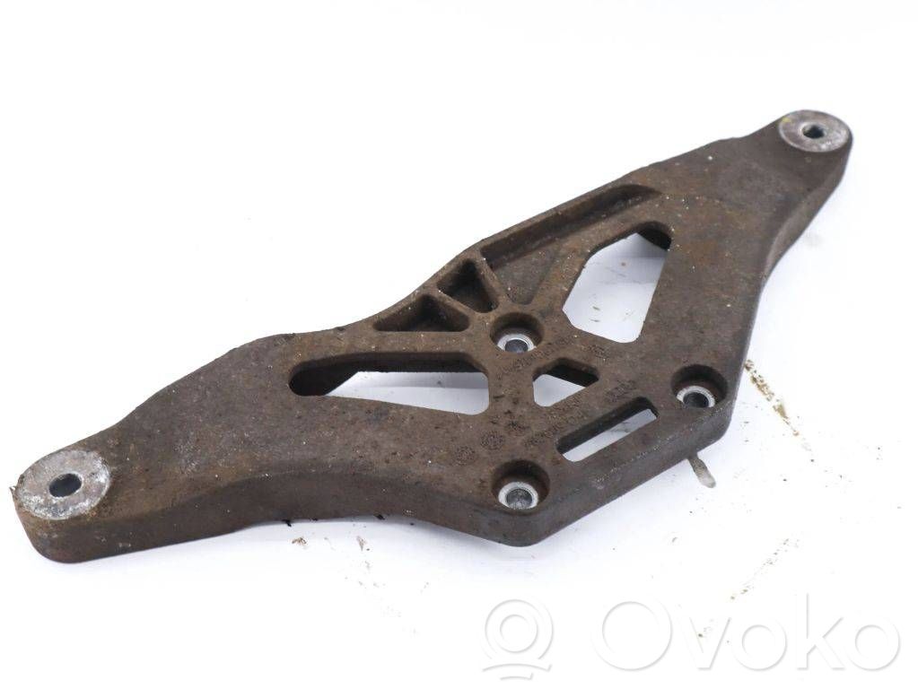 Audi A6 Allroad C6 Rear differential/diff mount bracket 
