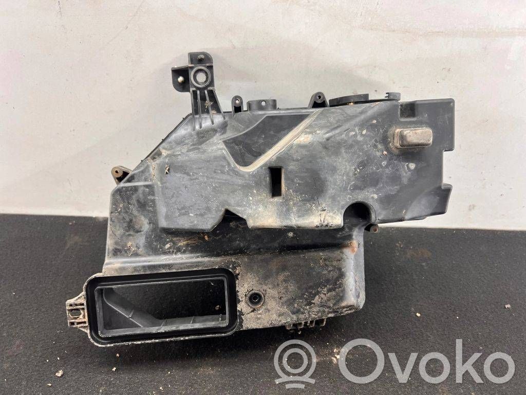 Audi A6 S6 C6 4F Boîte à fusibles 