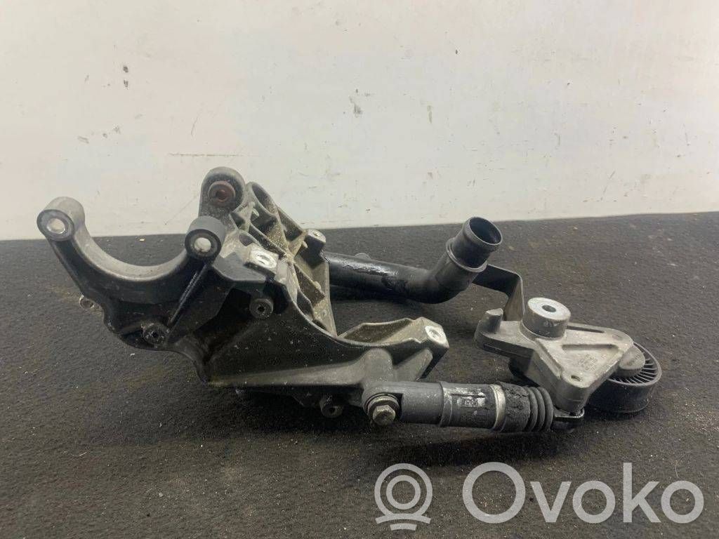 Audi Q7 4L Power steering pump mounting bracket 