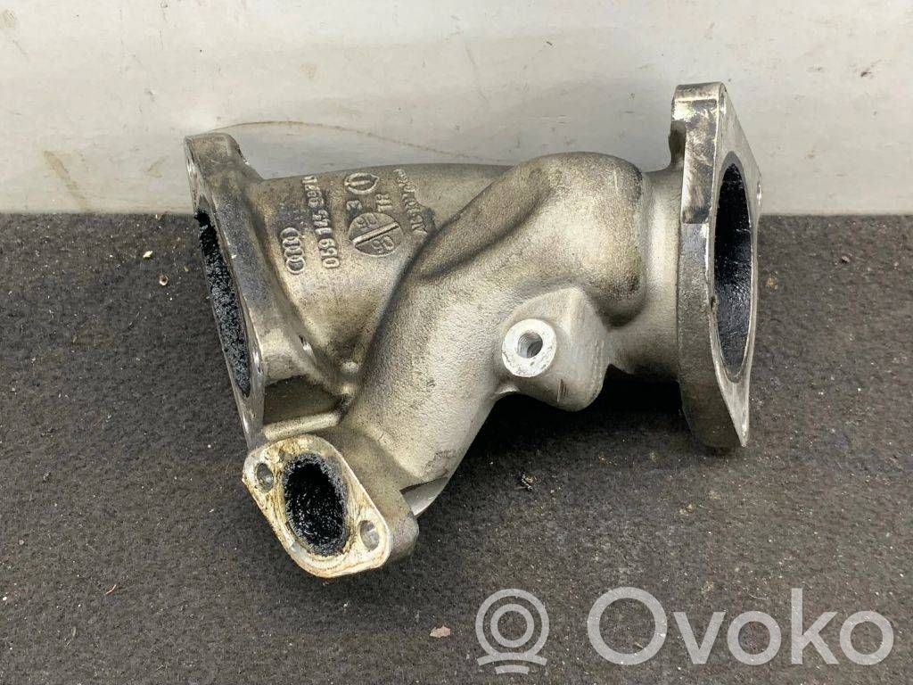 Audi Q7 4L Air intake duct part 