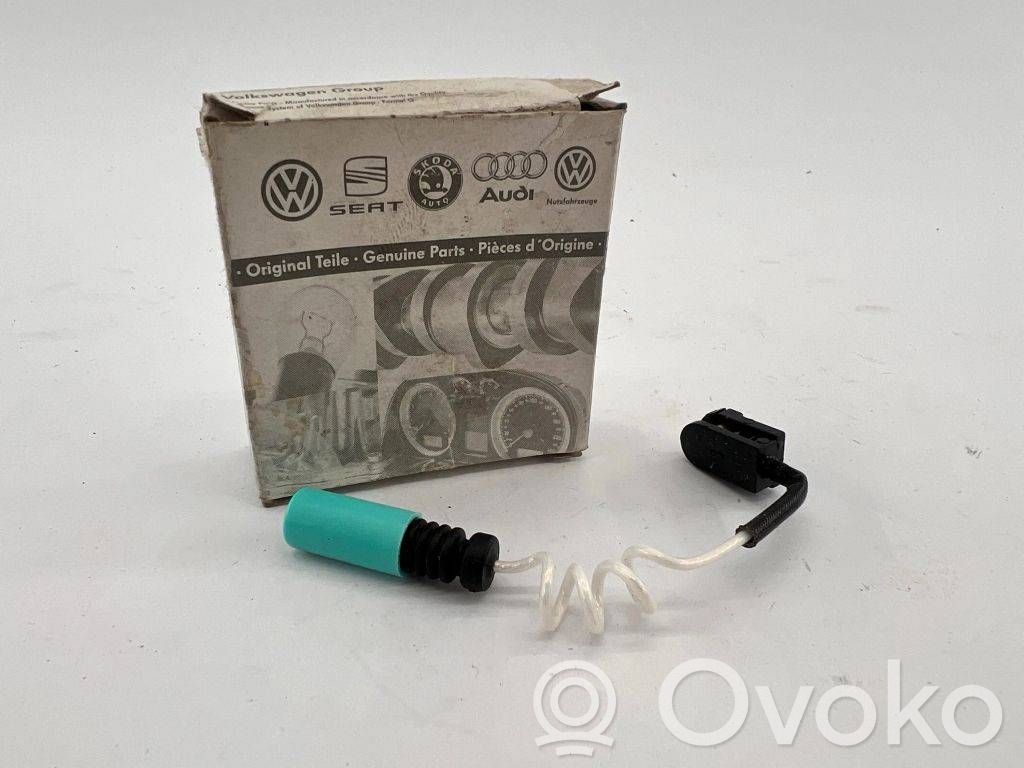 Volkswagen II LT Czujnik zużycia klocków hamulcowych 