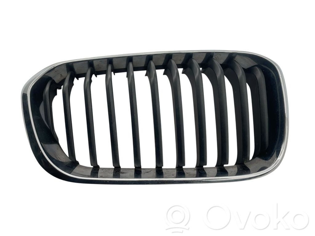 BMW 1 F20 F21 Priekšējais režģis 