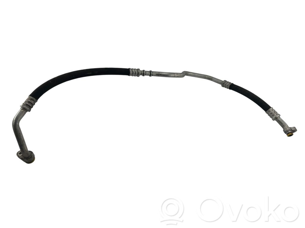 BMW X5 E70 Ilmastointilaitteen putki (A/C) 