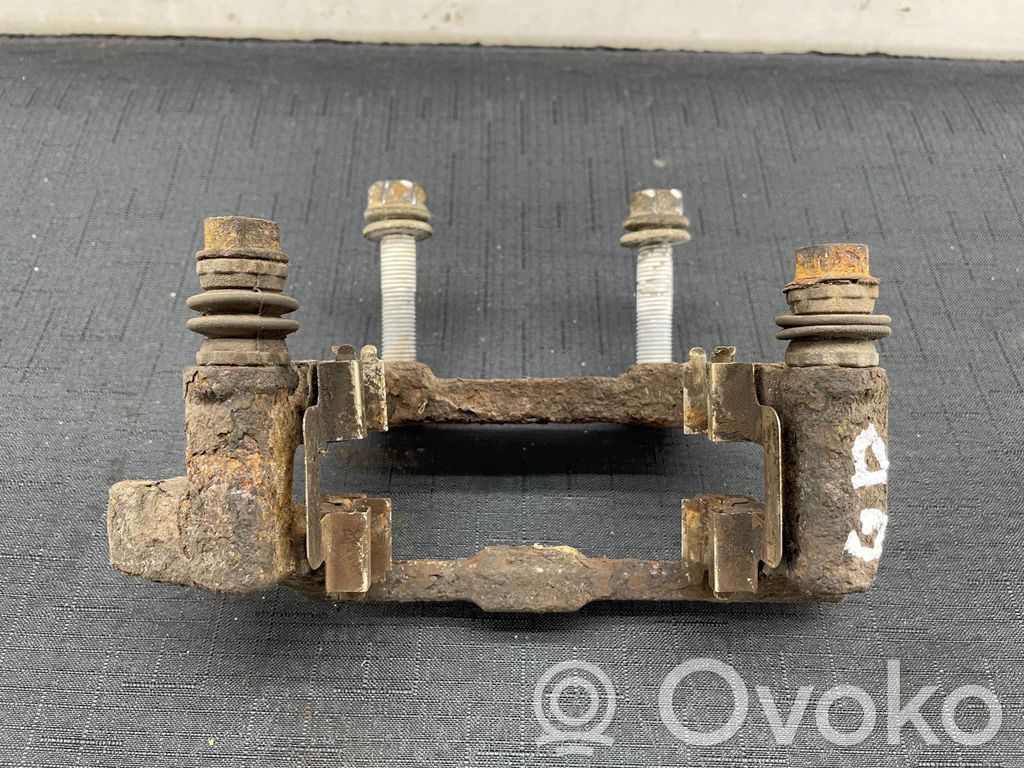 Audi A6 S6 C6 4F Brake caliper pad carrier rear 