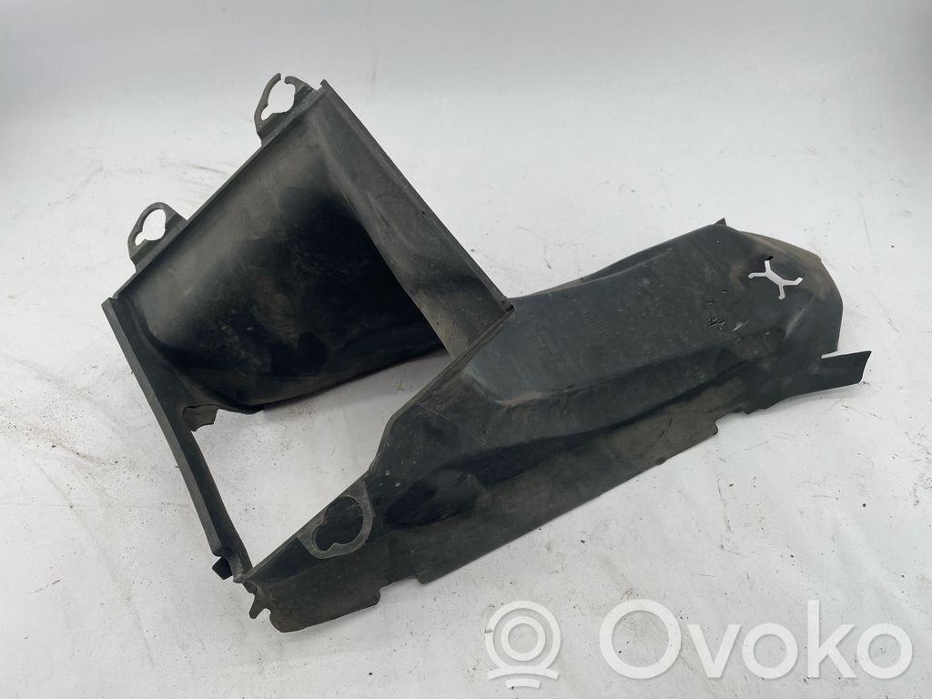 Audi A6 S6 C6 4F Prowadnica powietrza intercoolera 