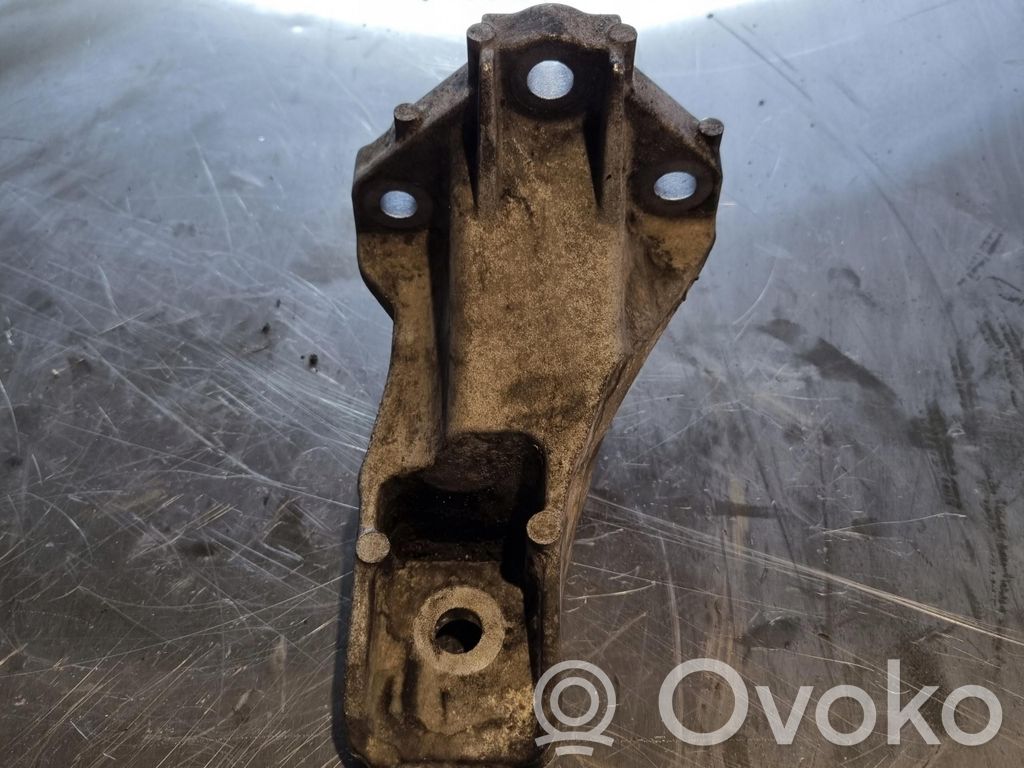 Land Rover Range Rover Sport L494 Engine mount vacuum valve 