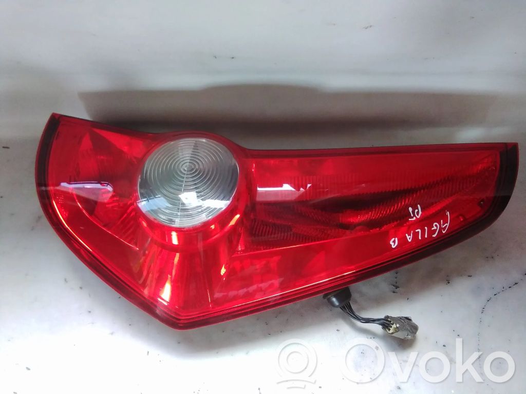 Opel Agila B Lampa tylna 
