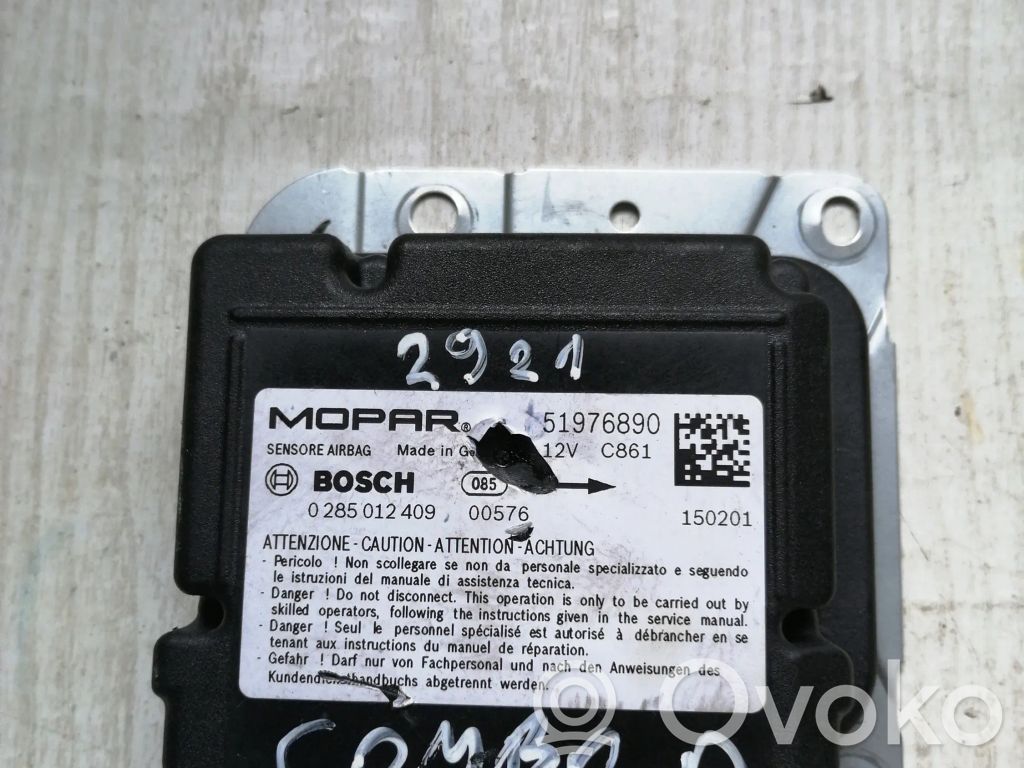 Opel Combo D Airbag control unit/module 