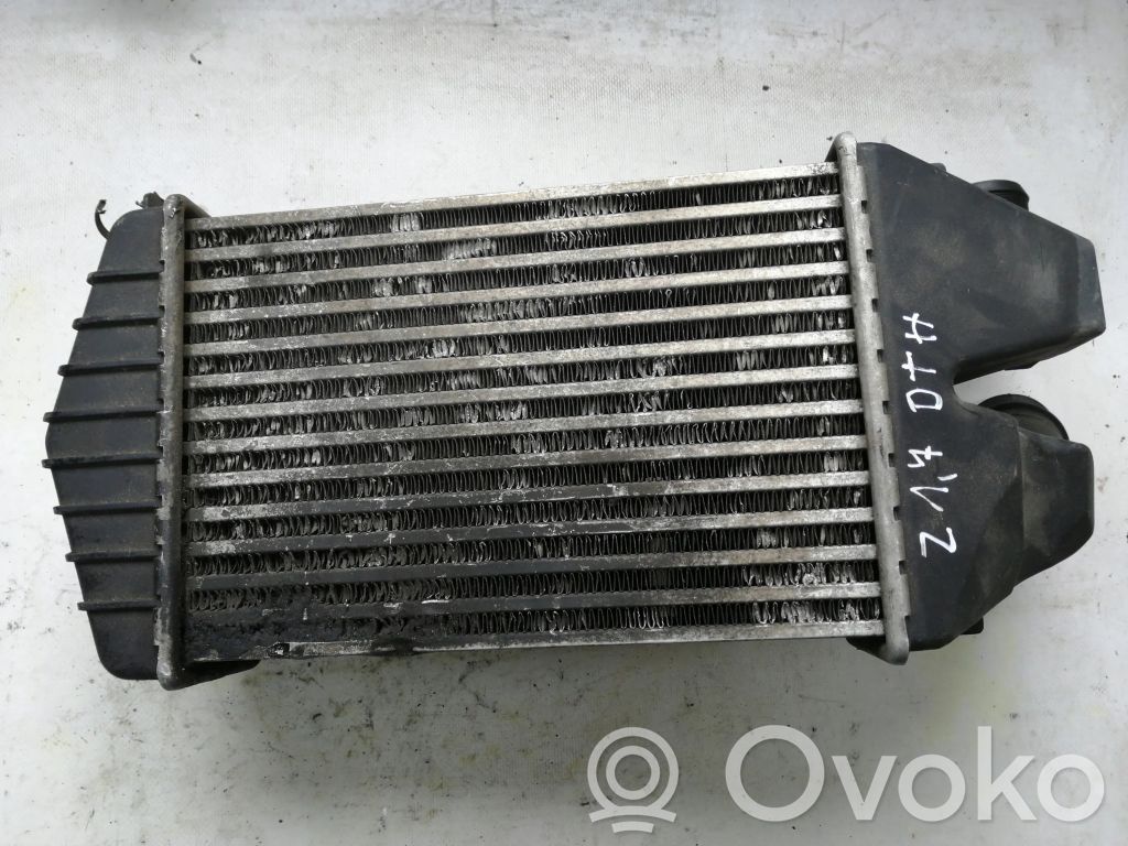 Opel Zafira B Interkūlerio radiatorius 
