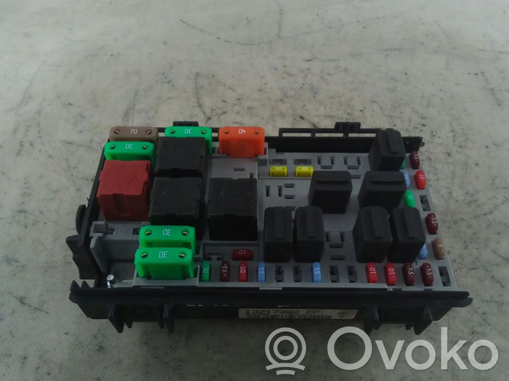 Opel Corsa D Fuse module 