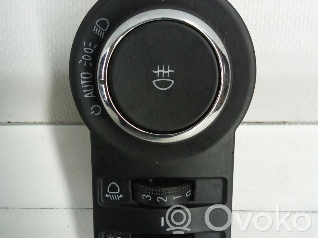Opel Insignia A Light switch 