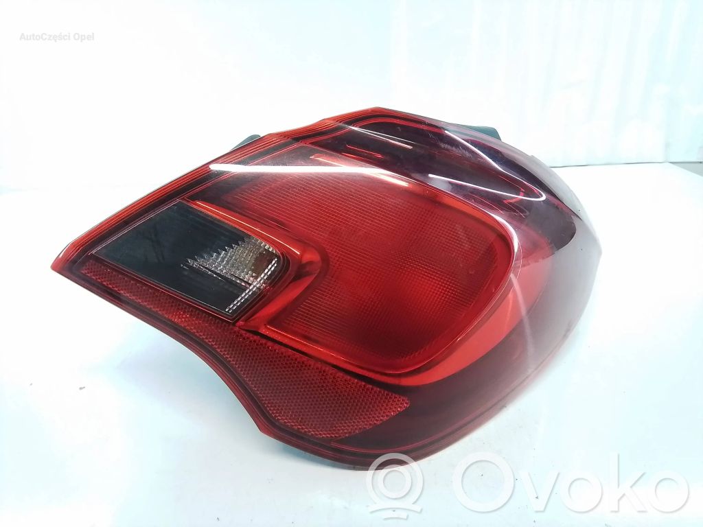 Opel Corsa E Galinis žibintas kėbule 