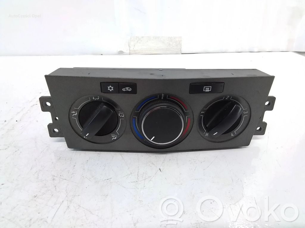 Opel Antara Climate control unit 