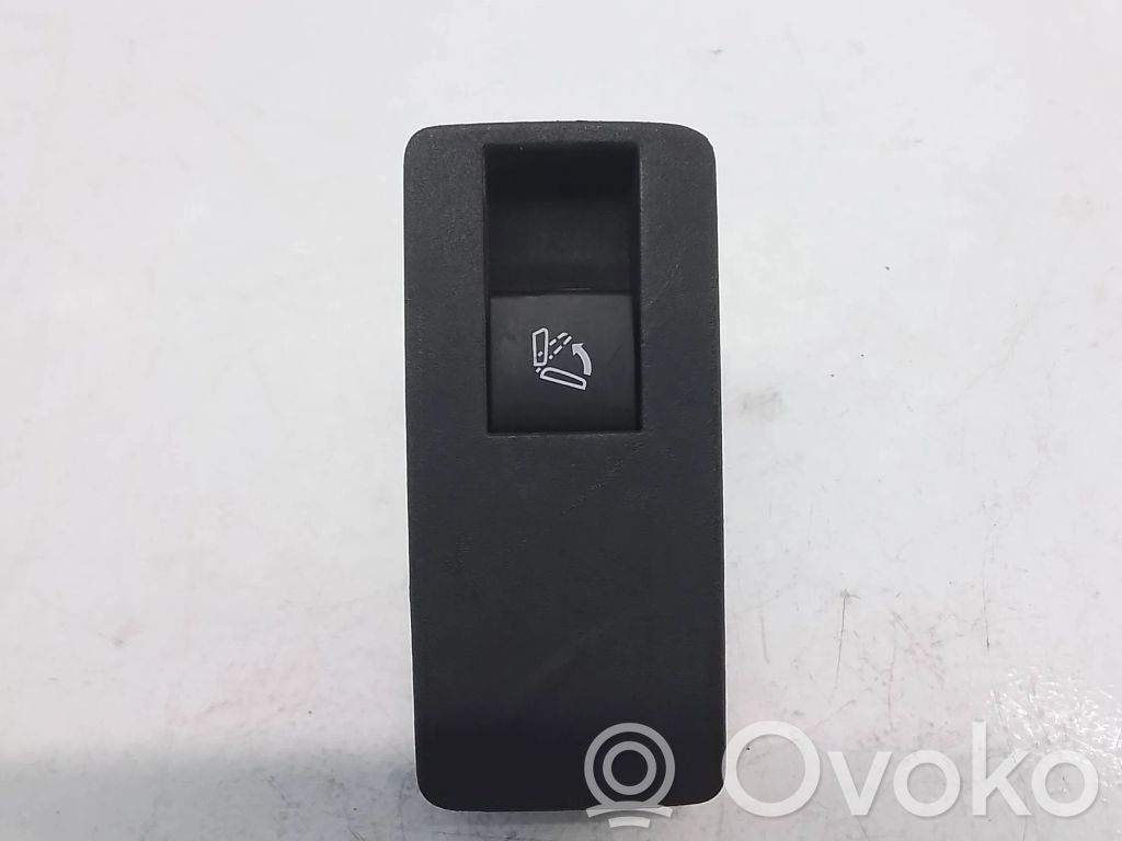 Opel Astra J Seat control switch 