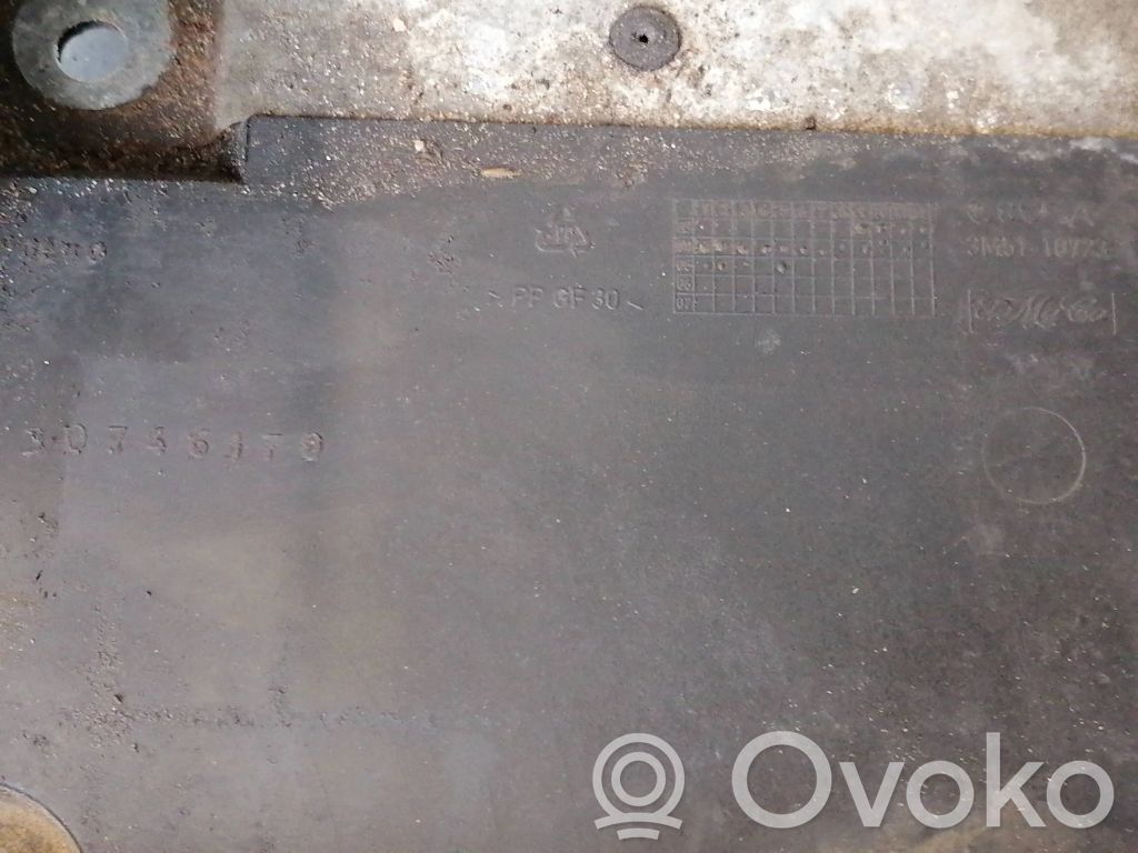 Volvo V50 Akumulatora stiprinājums 