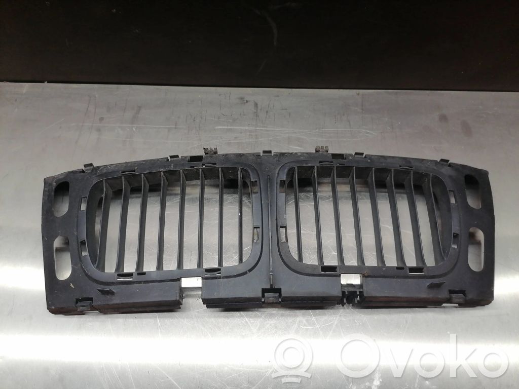 BMW 5 E34 Front grill 