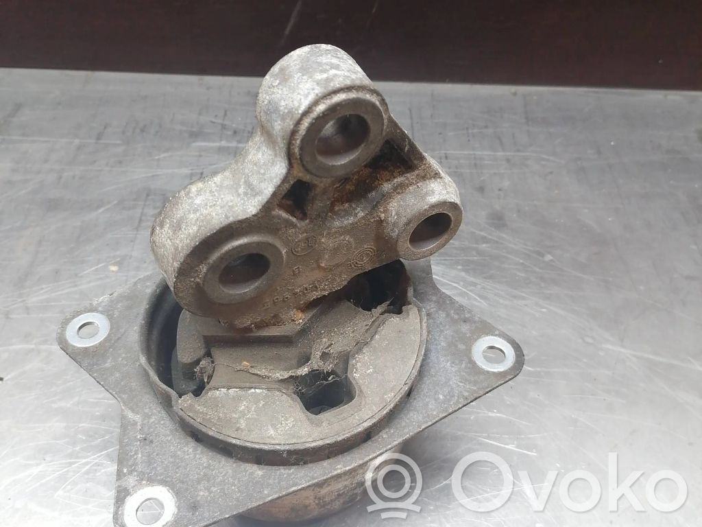 Saab 9-3 Ver2 Engine mount bracket 