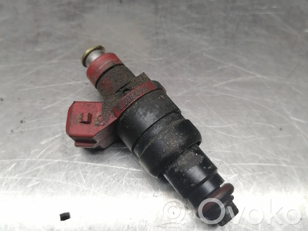 Mercedes-Benz E W210 Inyector de combustible 