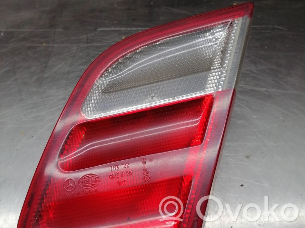 Mercedes-Benz CLK A208 C208 Lampa tylna 