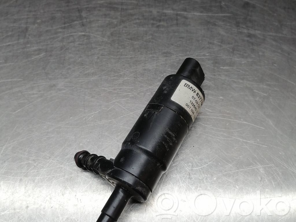BMW 5 E60 E61 Headlight washer pump 