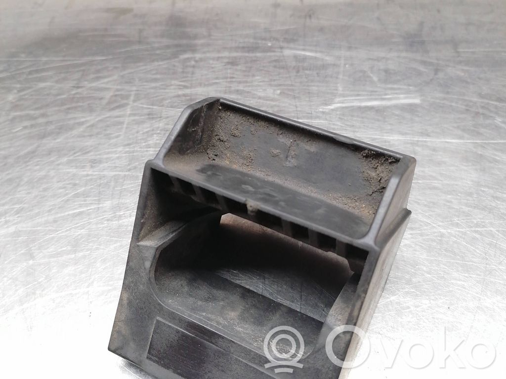 BMW 5 E60 E61 Halterung Kühler 