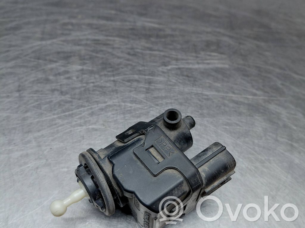 Mercedes-Benz E W211 Scheinwerferstellmotor 