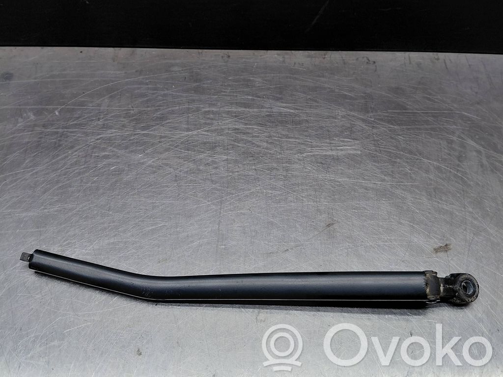 BMW 1 E81 E87 Rear wiper blade arm 