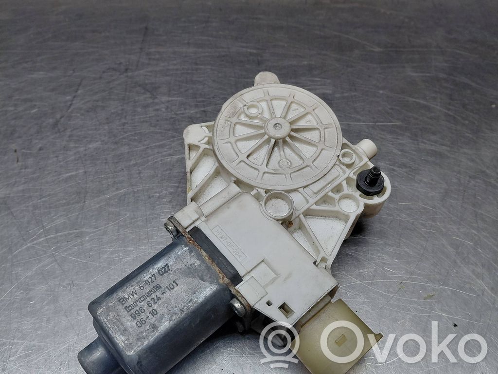 BMW 3 E90 E91 Front door window regulator motor 
