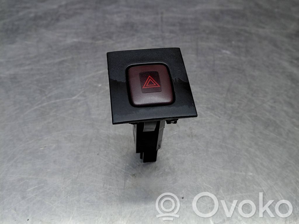 Volvo V70 Hazard light switch 