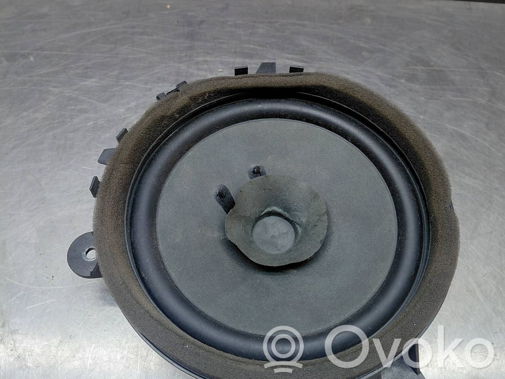Volvo V70 Altavoz de la puerta delantera 