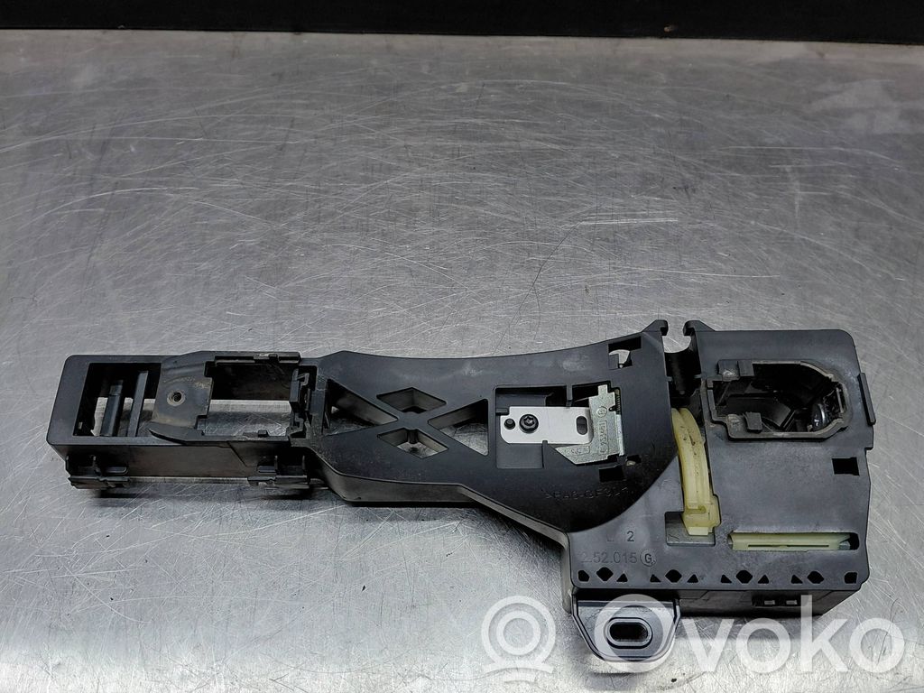 Renault Megane IV Klamka/wspornik zewnętrzny drzwi tylnych 