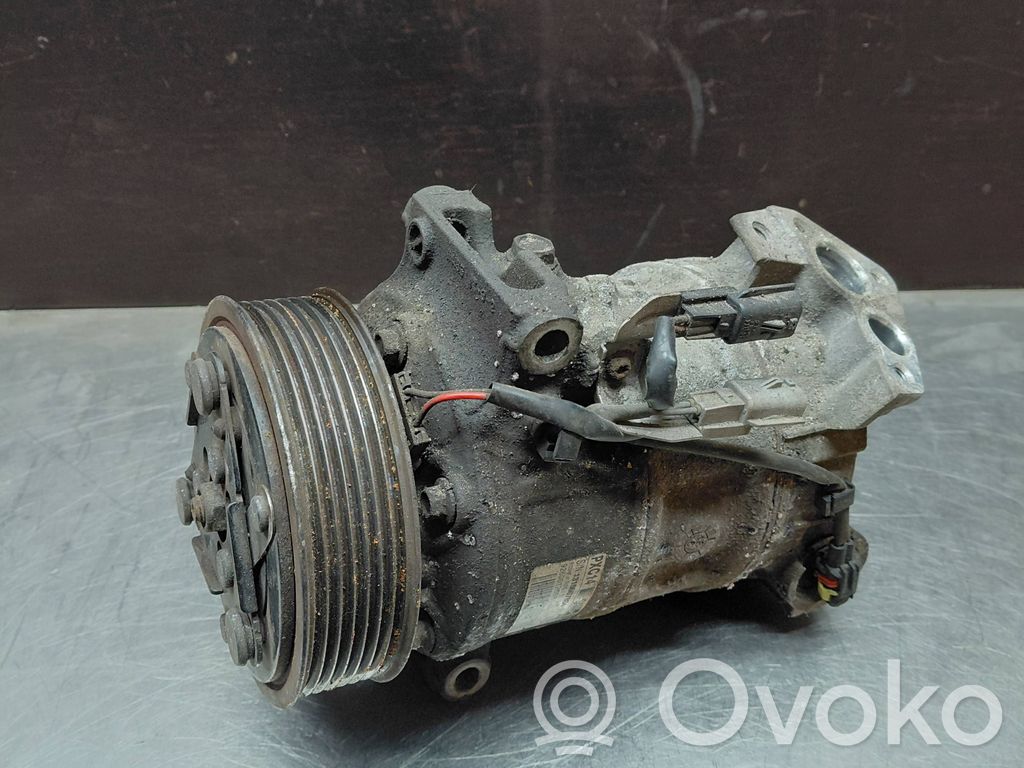Renault Megane IV Air conditioning (A/C) compressor (pump) 