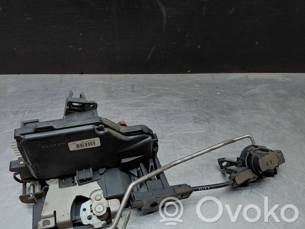 Audi A8 S8 D3 4E Front door lock 