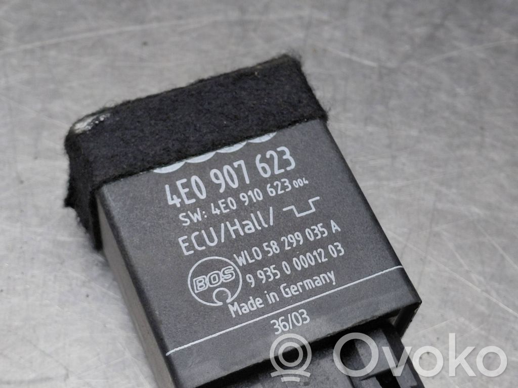 Silnik kurtyny tylnych drzwi.   4E0907623,4E0910623