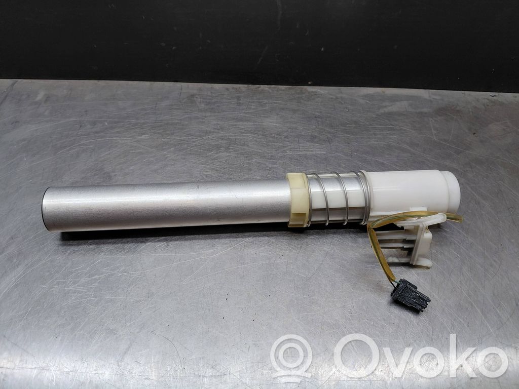 Audi A8 S8 D3 4E Sensor de nivel de combustible 