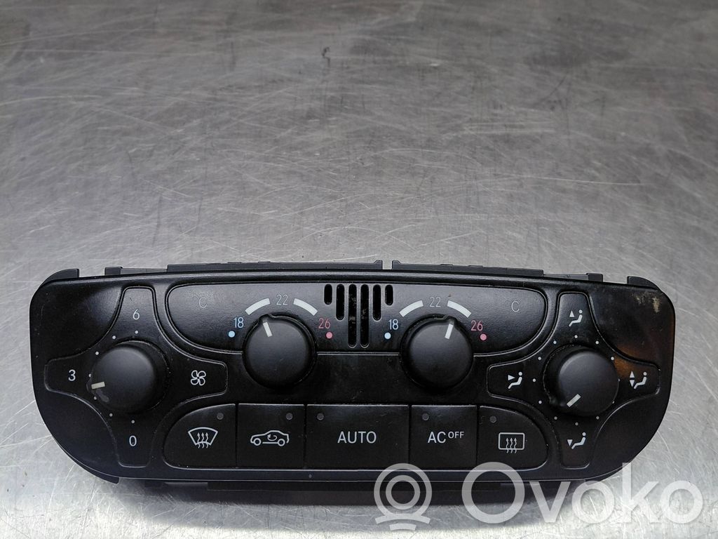 Mercedes-Benz CLK A209 C209 Panel klimatyzacji 