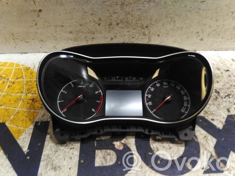 Opel Corsa E Speedometer (instrument cluster) 