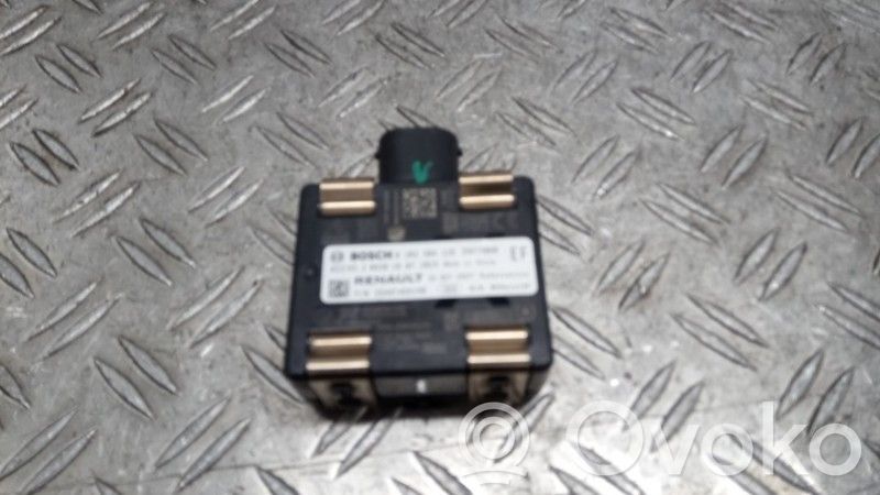 Dacia Sandero III Distronic sensor radar 