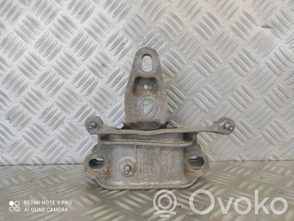 Ford Transit Custom Engine mount bracket 