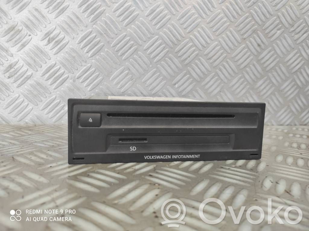 Stacja multimedialna GPS / CD / DVD   3Q0035824,VWZAZ2PA530273