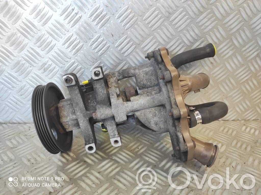 Ford Transit Pompa wody 