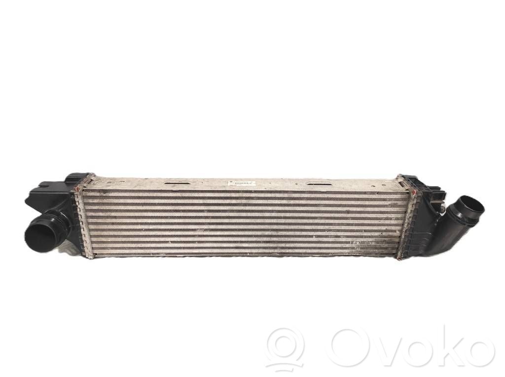 Opel Vivaro Intercooler radiator 