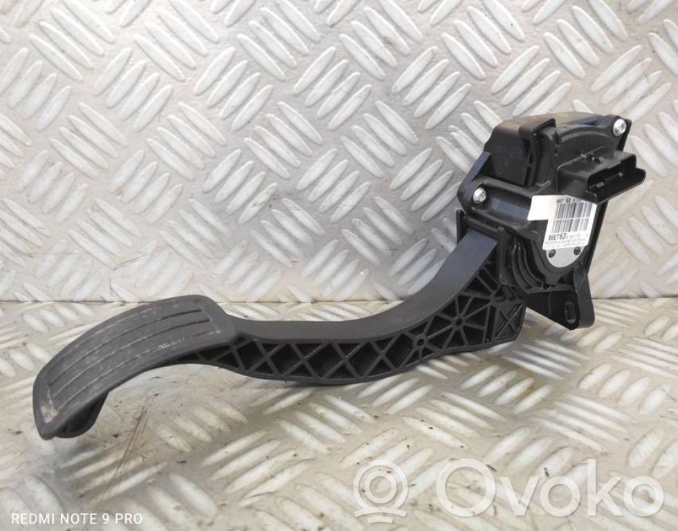 Opel Combo E Pedală accelerație 