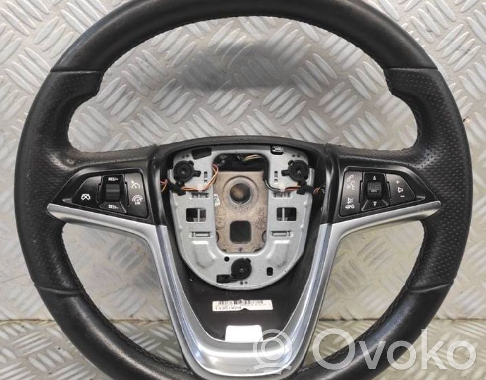 Opel Zafira C Ohjauspyörä 