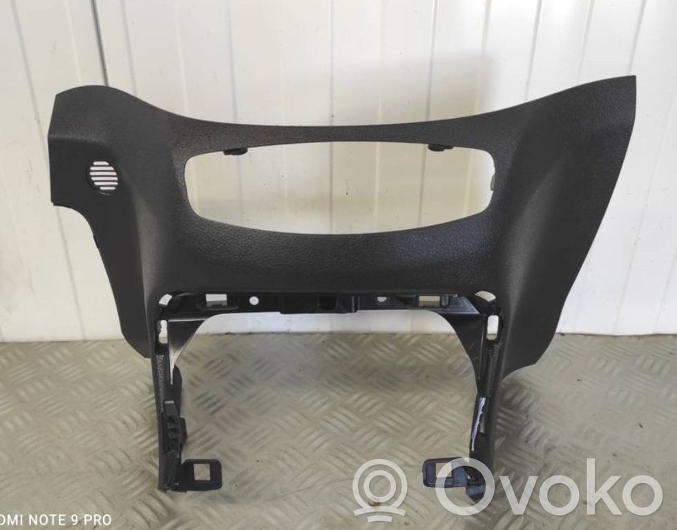 Ford Transit Courier Radio/GPS head unit trim 