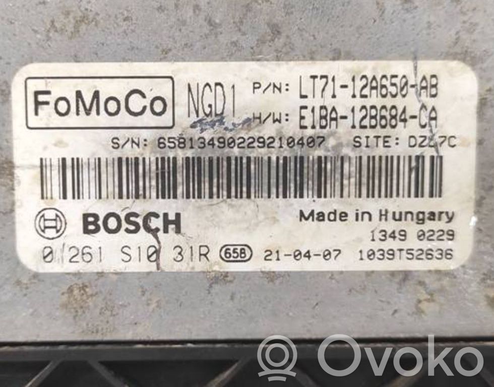 Ford Transit Courier Unité de commande, module ECU de moteur 