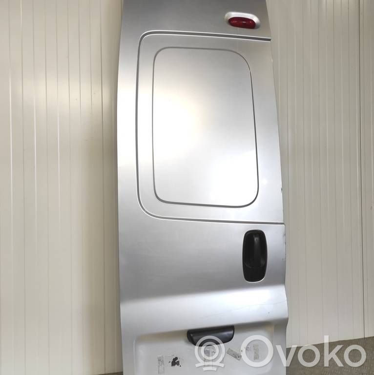 Opel Vivaro Drzwi tylne do samochodów dostawczych 