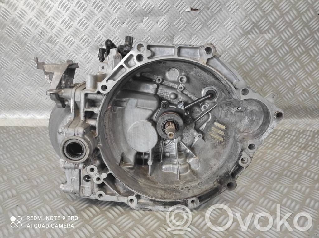 Peugeot Expert Manual 6 speed gearbox 